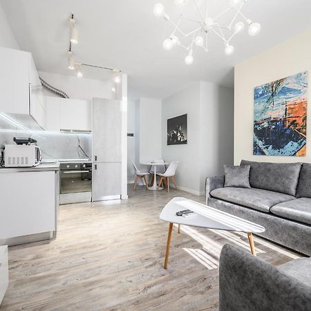 Miku Apartment-Modernly Designed Downtown Tiranë Luaran gambar