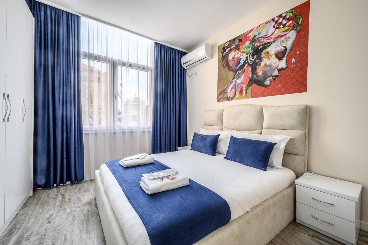 Miku Apartment-Modernly Designed Downtown Tiranë Luaran gambar