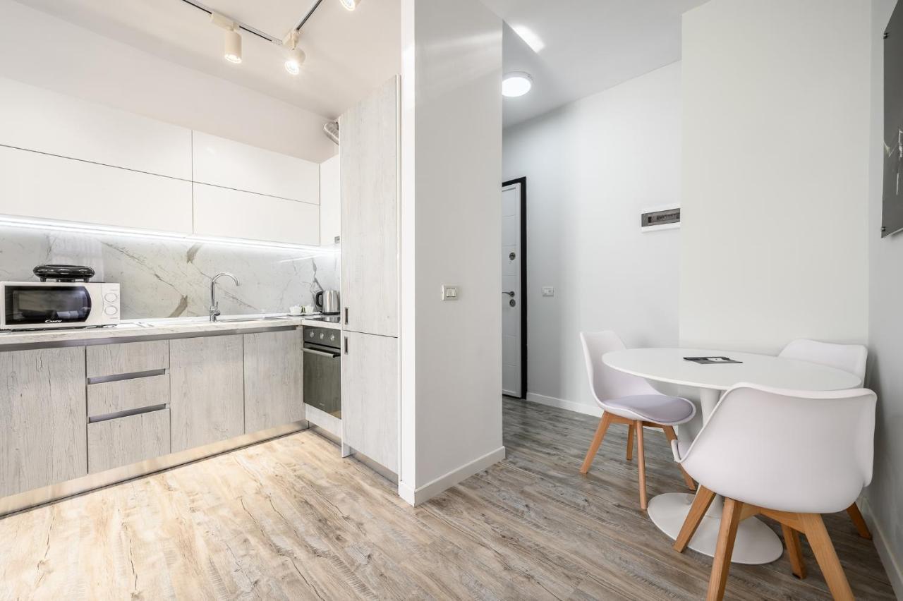 Miku Apartment-Modernly Designed Downtown Tiranë Luaran gambar