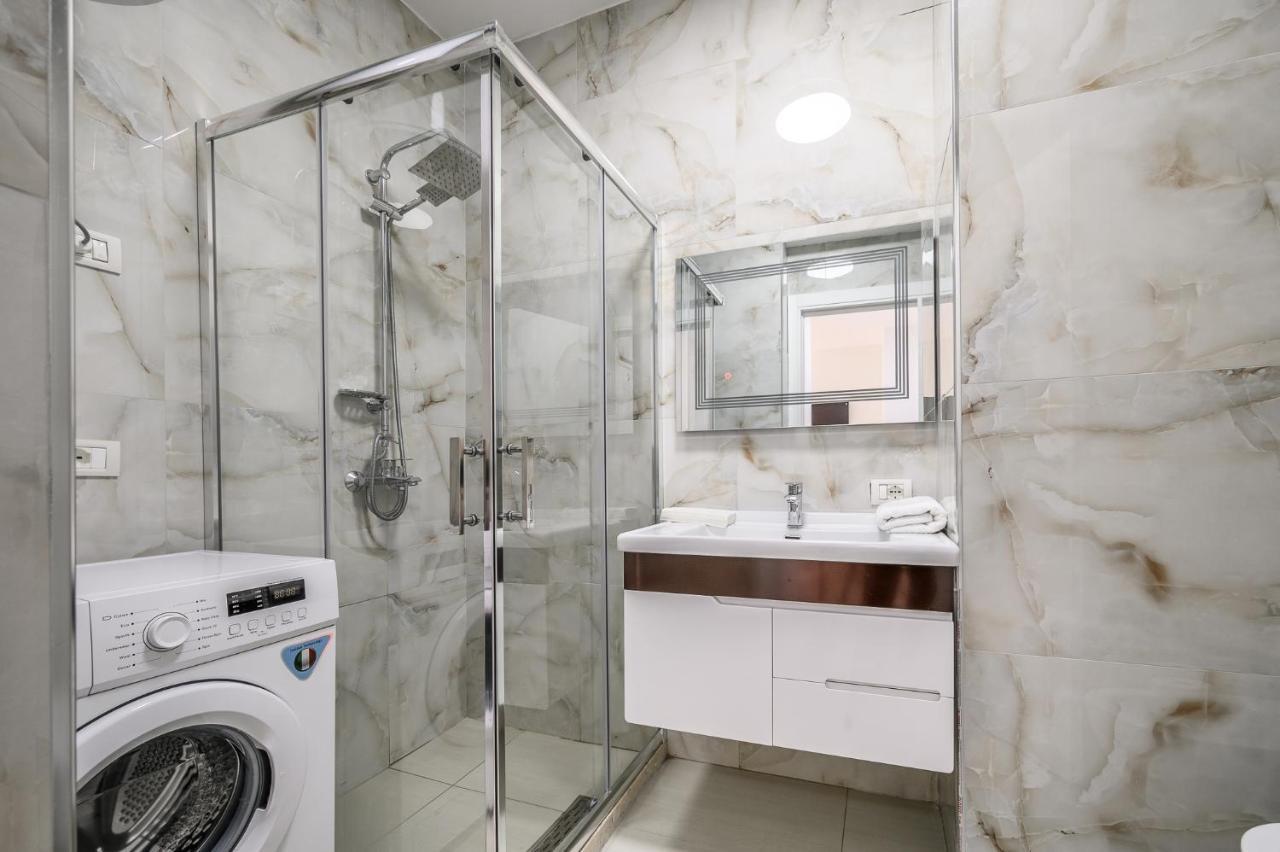 Miku Apartment-Modernly Designed Downtown Tiranë Luaran gambar