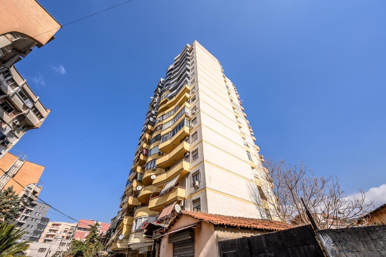 Miku Apartment-Modernly Designed Downtown Tiranë Luaran gambar